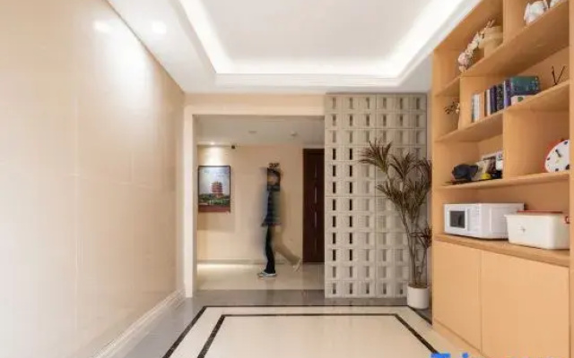 Orange Hotel
