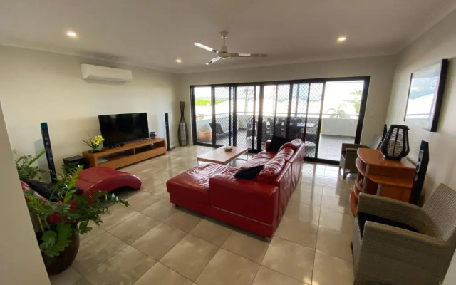 Cooktown Harbour View Luxury Apartments
