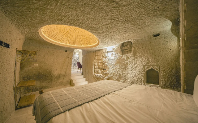 Limon Cave Hotel