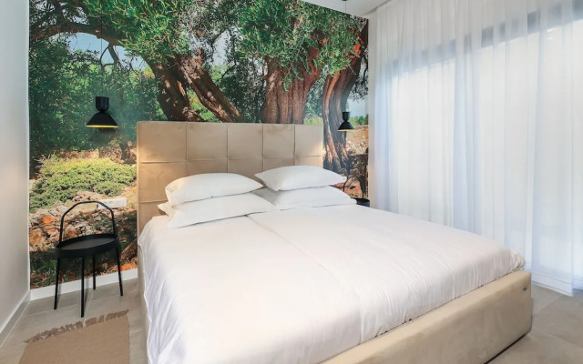 Luxury villa 360 - private heated pool