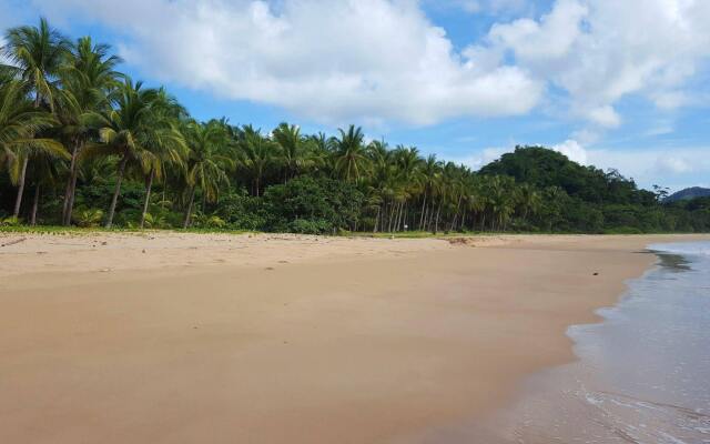 Villa Verde Safari and Pagi Dive Center