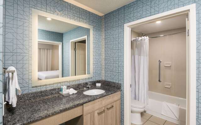 Homewood Suites by Hilton Miami-Airport/Blue Lagoon