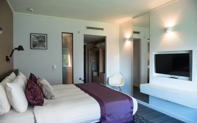 The Beardmore Conference Hotel