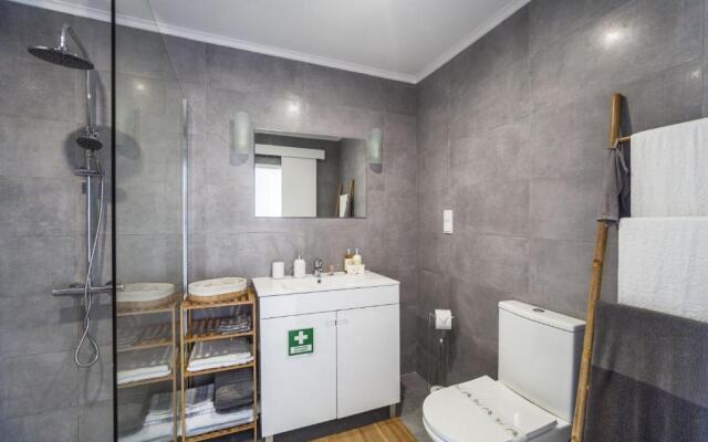 WelcomeBuddy - ANCO 56 - Cozy Retreat with Terrace
