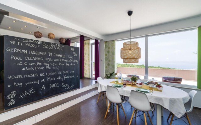 Awesome Home in Zadar With Wifi and 3 Bedrooms