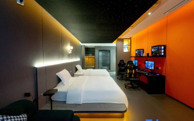Z-Jimo E-sports Hotel (Qingyuan City Government Shunying Times Square)