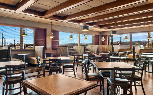 Best Western Newport Inn