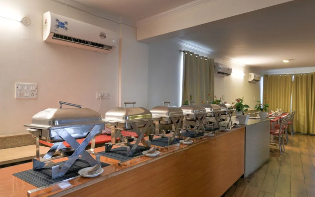 Capital O 16970 Hotel Mahal