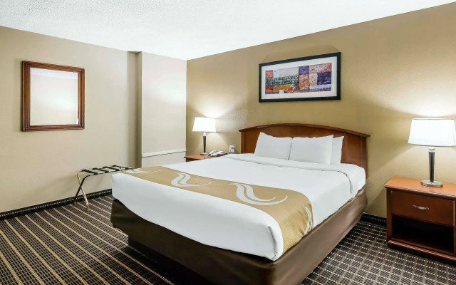 Quality Inn & Suites Sevierville - Pigeon Forge