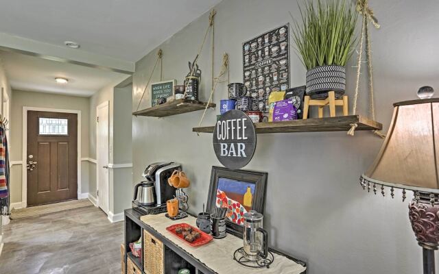 Family-friendly Escape ~ 6 Mi to City Center!