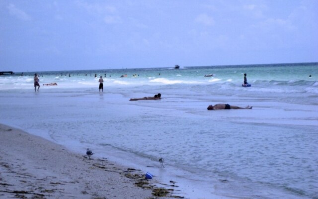 Anna Maria Island 1301 5B