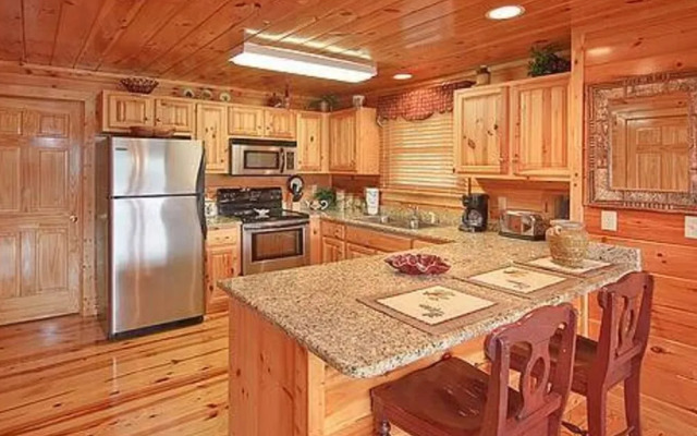 Dancing Bear Lodge by RedAwning