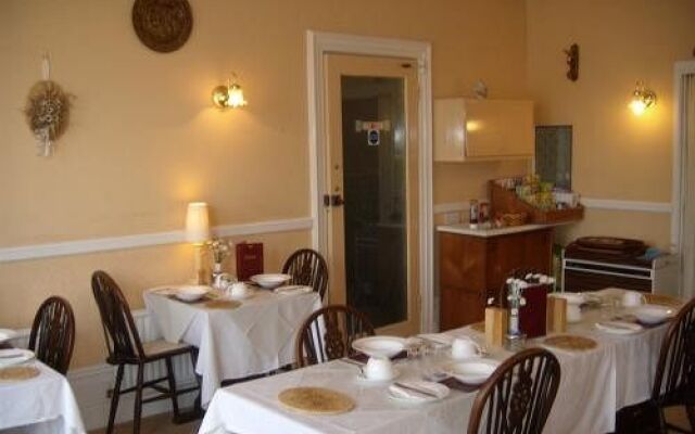Whitworth Falls Hotel