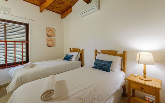 San Lameer Villa Rentals 3120