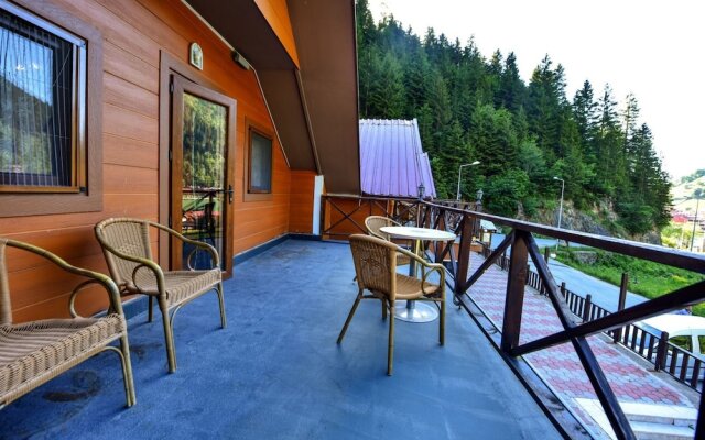 Uzungol Ada Bungalow