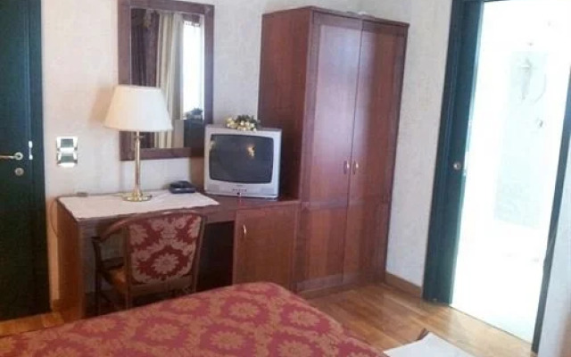 Hotel Villa Santa Teresa