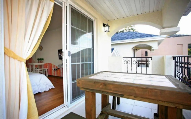 Montmartre Pension