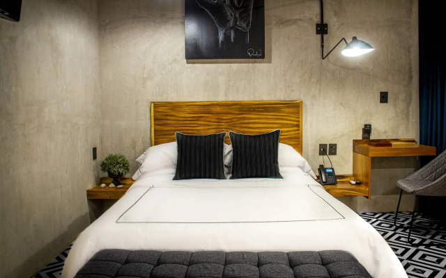 Diez Diez Collection