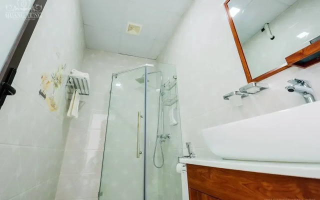 Quang Tung Cat Ba Hotel
