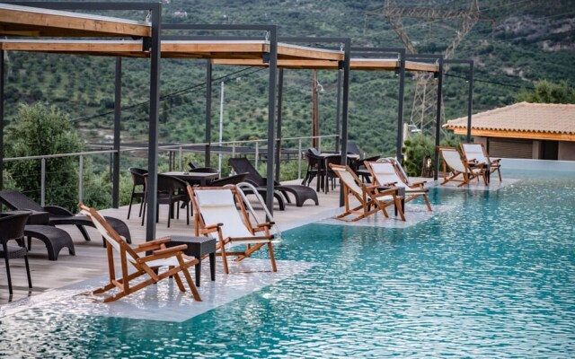 Serenity Suites Sea View 3