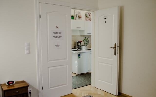 Royal Route 29 Comfort Rooms