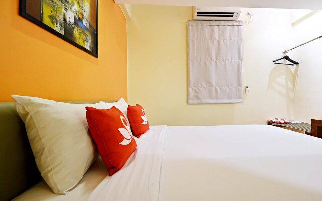 World Hotel