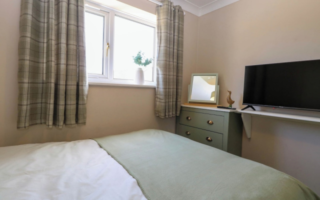 6 Barleycroft