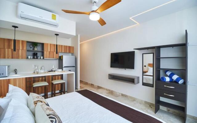 PH 312 Two bedroom rooftop and private pool