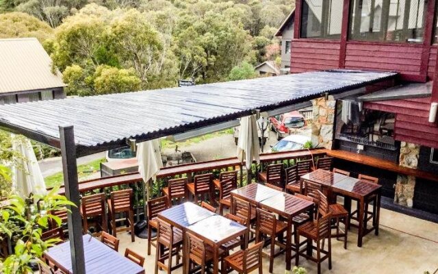 Bernti's Mountain Inn