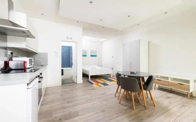 Charming Euston Apartments