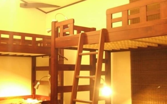 기숙사 내 침대 (여성용 기숙사) 사진 1