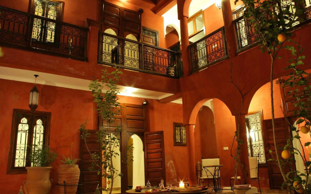 Riad Honey