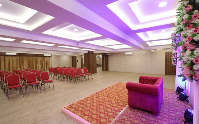 Hotel Privya Rooms and banquet Surat