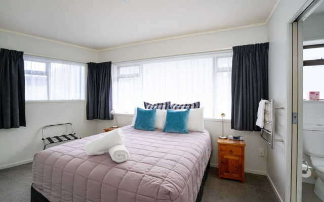 Ika Nui Taupo