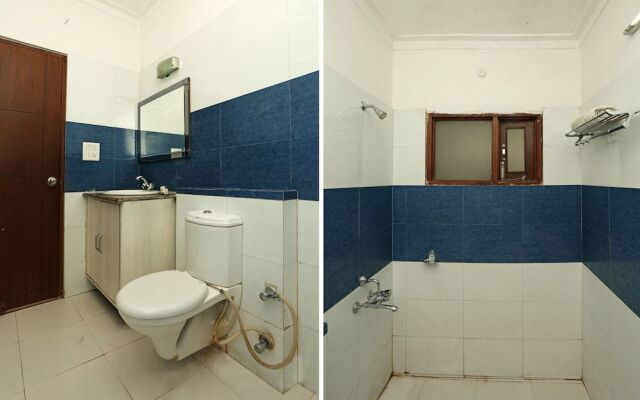 OYO 2667 Hotel Kolam