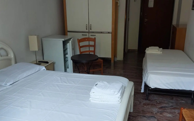 Vatican Rooms Guest House