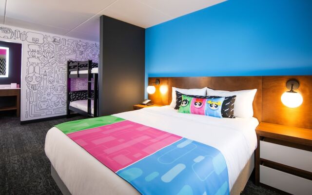 Cartoon Network Hotel