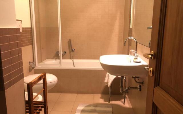 Room in Guest Room - La Dimora nel Corso