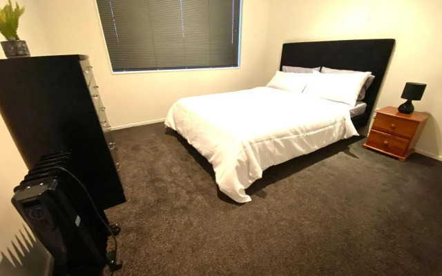 Luxury 5beds And 5bedroom