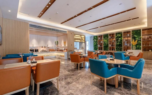 Lavande Hotel (Zhongshan Shiqi Daxin Xinduhui,North of Zhongshan Railway Station)