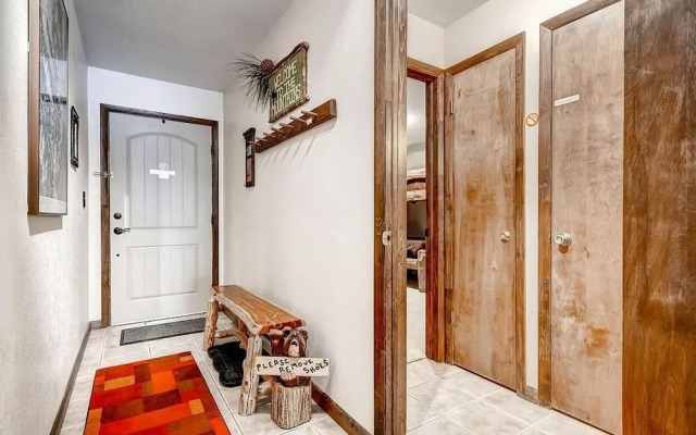 Park Place 101c 2 Bedroom Condo by RedAwning