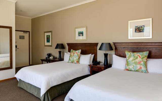 Protea Hotel by Marriott George King George