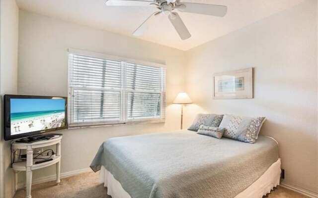 Sand N Suds 3 Bedroom Home by RedAwning