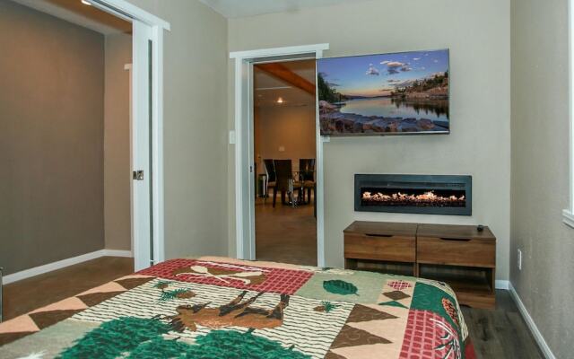 Cozy Bear Lodge