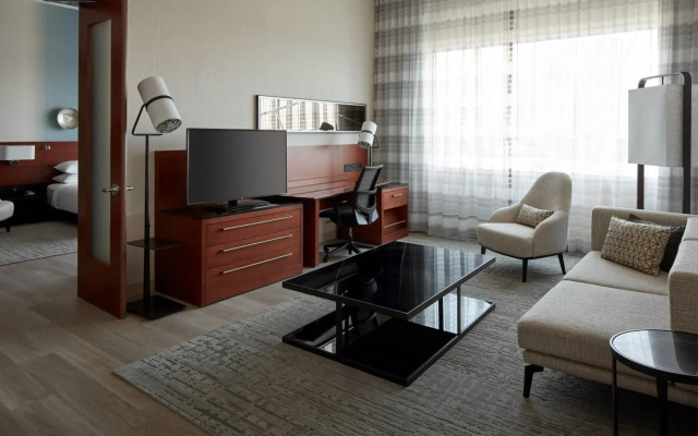 Montreal Airport Marriott In-Terminal Hotel