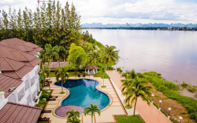 Fortune River View Hotel Nakhon Phanom