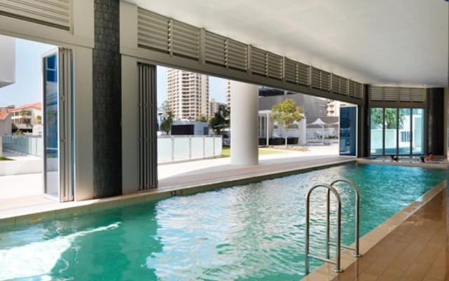 Luxurious Apartment, Heart of Surfers