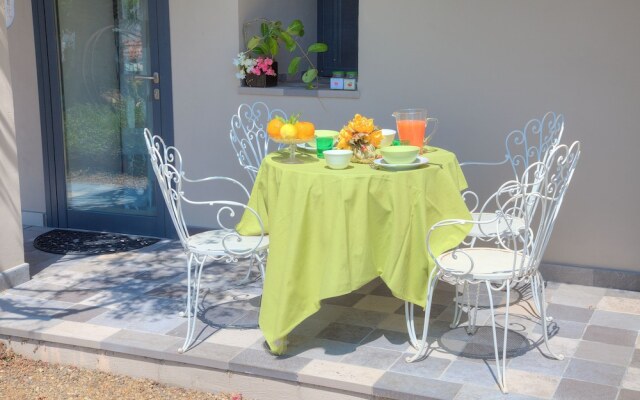 Casa Giulia Diano Castello