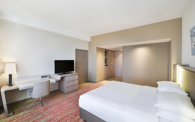 Park Mall Hotel & Conference Center - Image 6