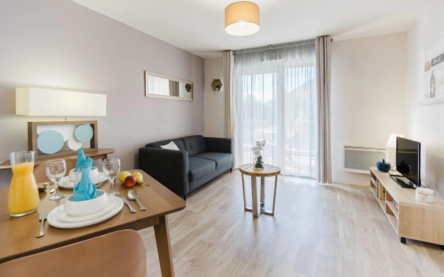 Quality Suites Dinan
